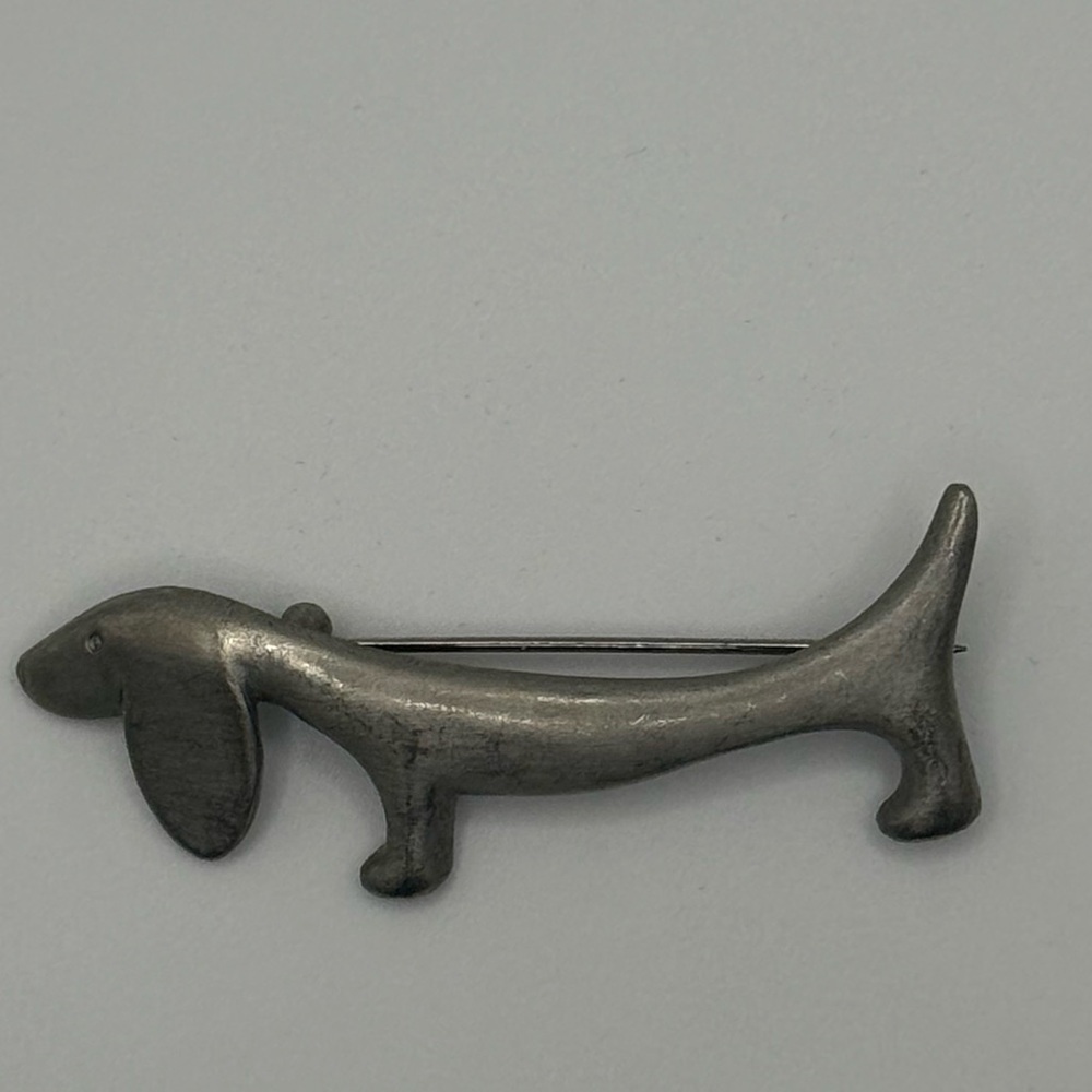 Vintage Signed Chelsea Pewter Dachshund Dog Brooch Pin